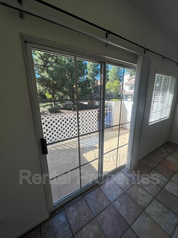 Building Photo - 11968 Tivoli Park Row