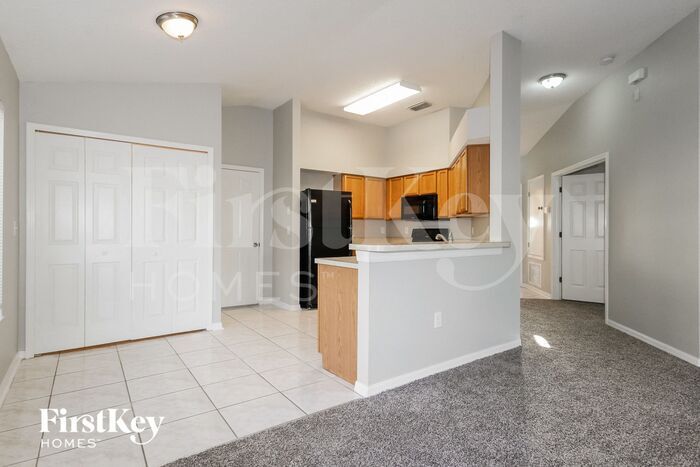 Building Photo - 4406 Country Hills Blvd