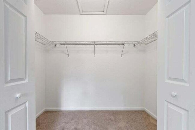 Building Photo - 6120 SE Portofino Cir