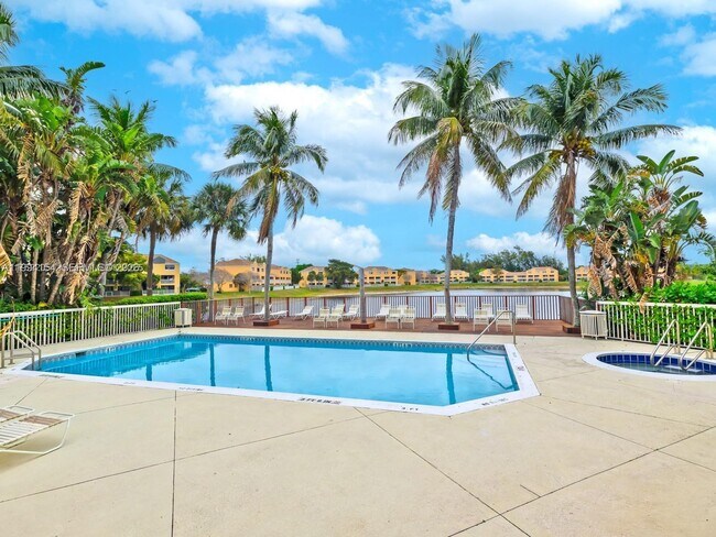 Building Photo - 5200 NW 31st Ave