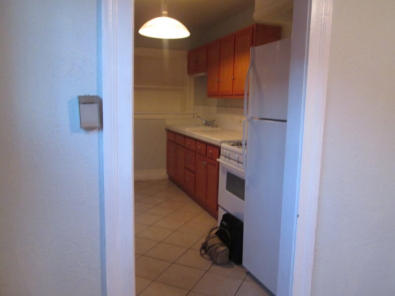 Building Photo - 3820 Goldwyn Ter