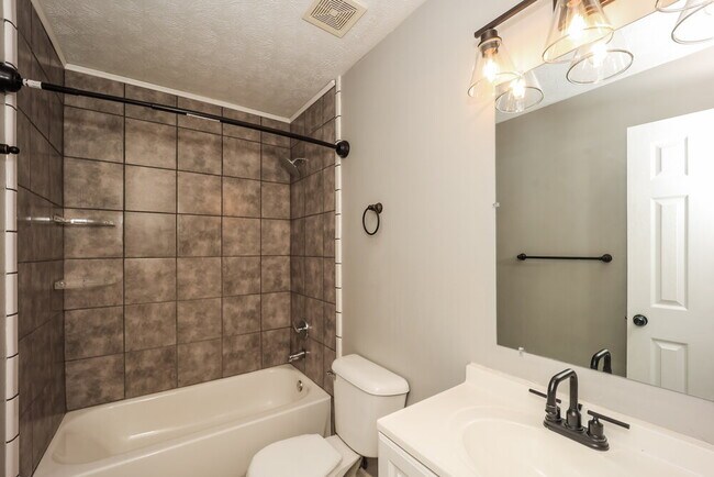 Building Photo - 7671 Antebellum Ln