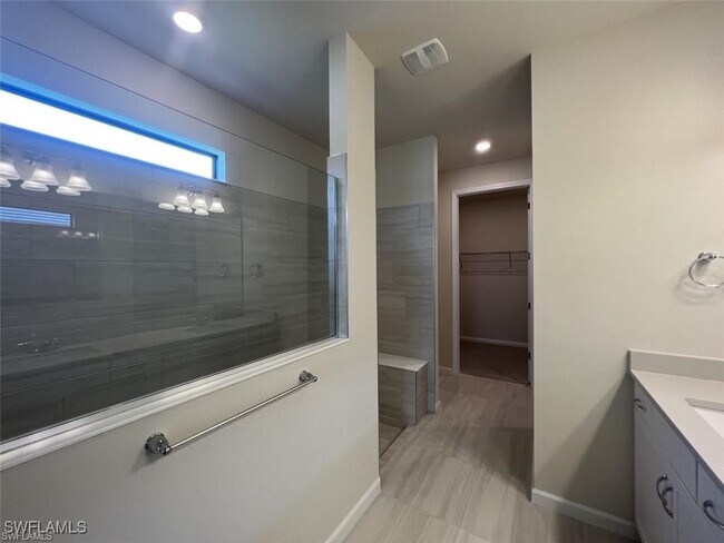 Building Photo - 5931 Prosperity Ln