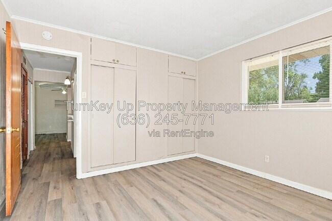 Building Photo - 840 Lebon Dr
