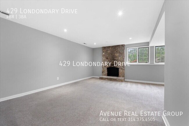 Building Photo - 429 Londondary Dr