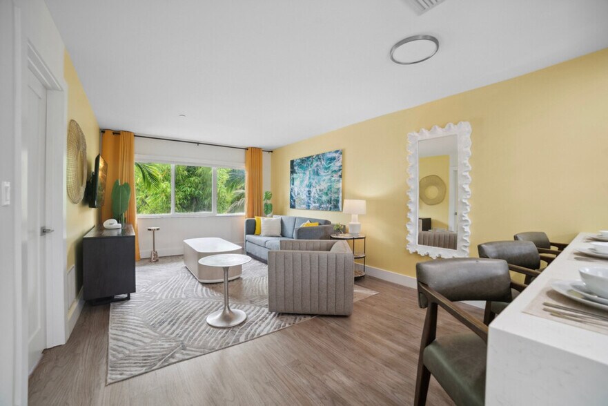 Building Photo - 400 N Ocean Blvd