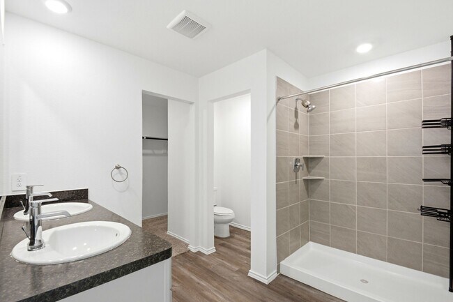 Building Photo - 40758 Rosemary Rain Ln