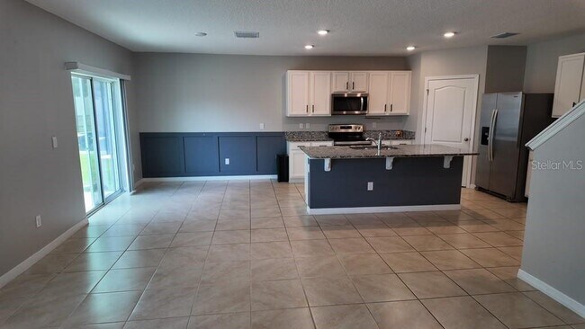 Building Photo - 11237 Amber Ridge Dr