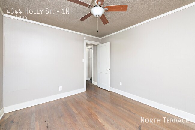 Building Photo - 4344 Holly St