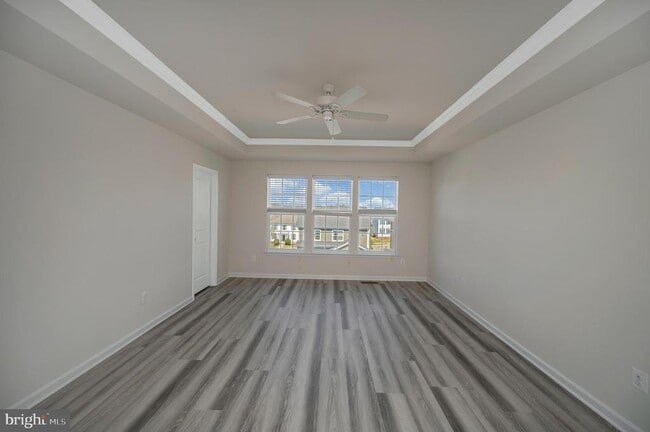 Building Photo - 208 Freesia Ln