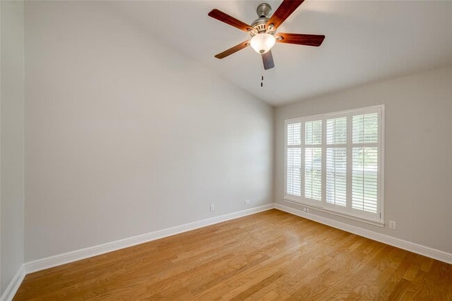 Building Photo - 6506 Harrogate Dr