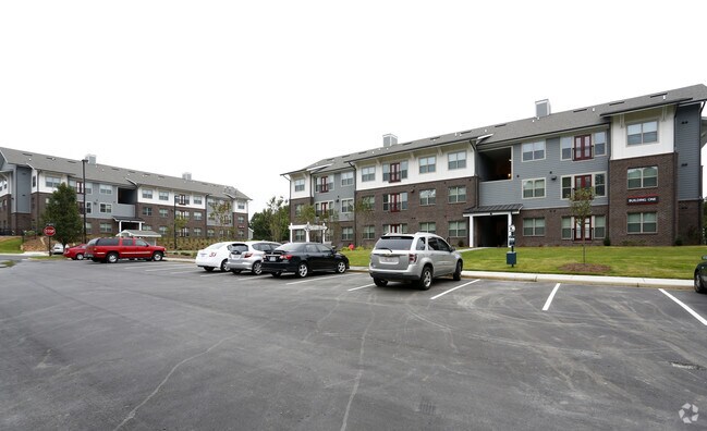 Building Photo - Campus West at Tryon