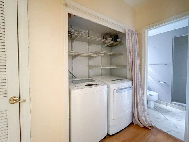 Building Photo - Charming Condo in Historic San Marco with River Views