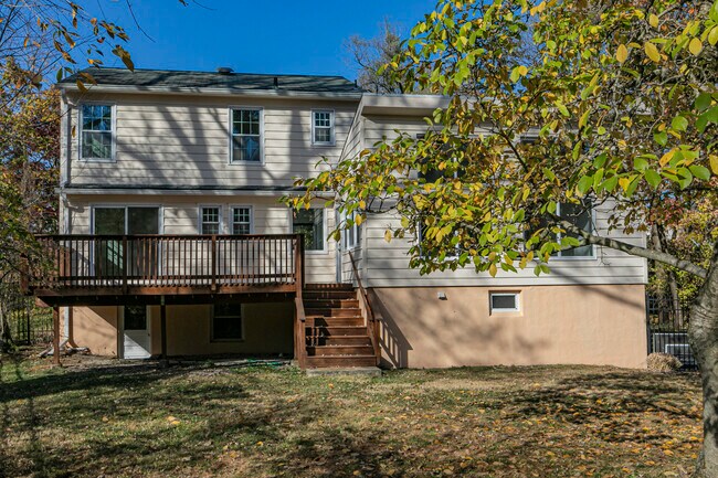 Building Photo - 339 Hamilton Ave