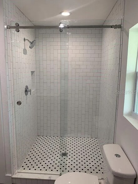 Building Photo - 4229 W Bay Vista Ave