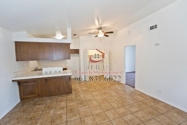 Building Photo - SW- condo 2bed-1.bath