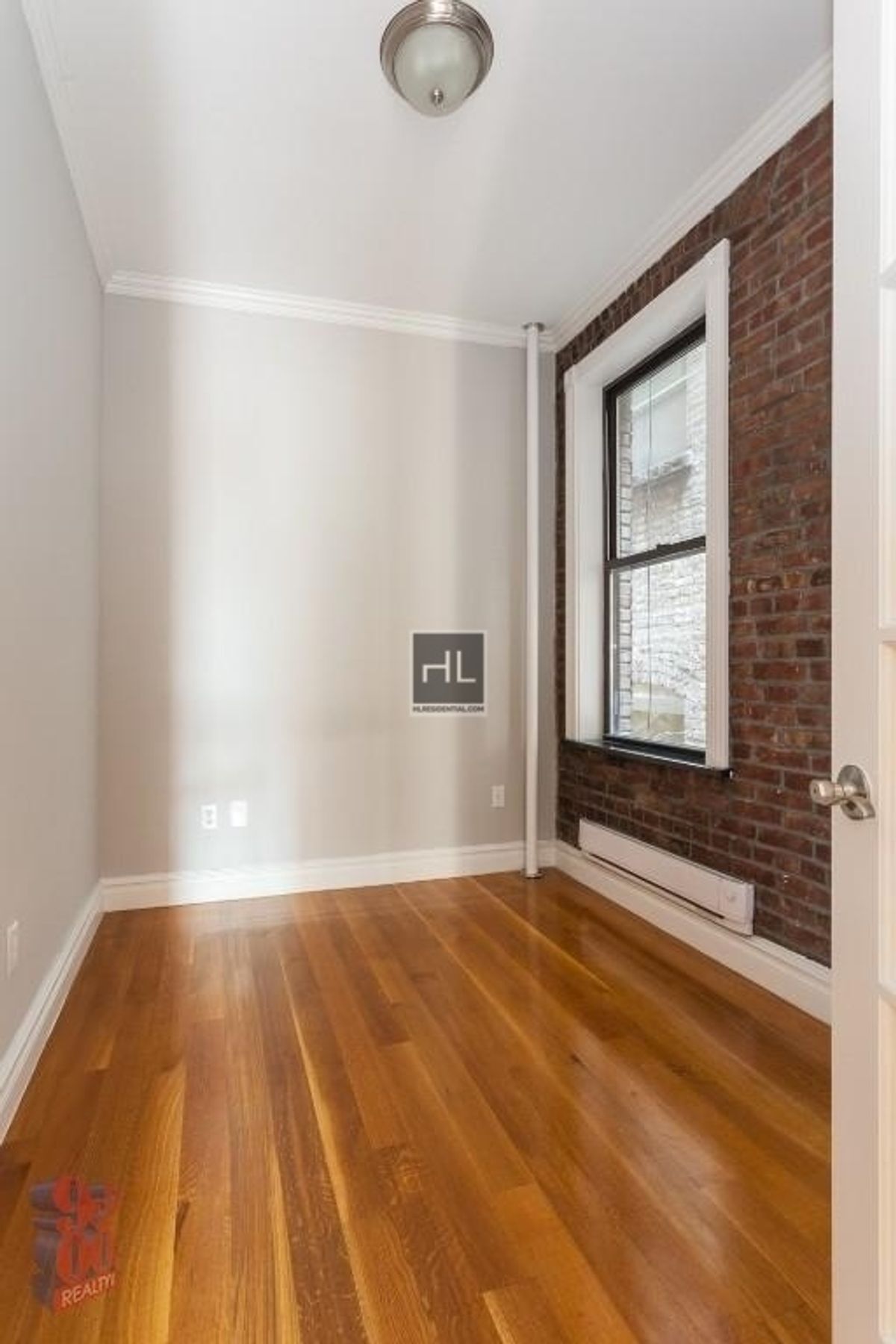 Building Photo - NO FEE LeRoy Street & Seventh Avenue 1BR • W/D • Fireplace • Wine Cooler • Pets OK