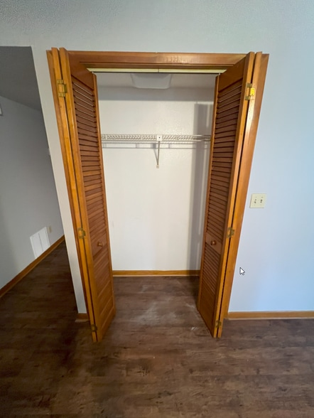 Building Photo - 70 Crockett Rd