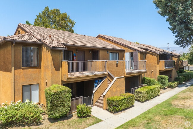 106 W Pennsylvania Ave - Tesoro