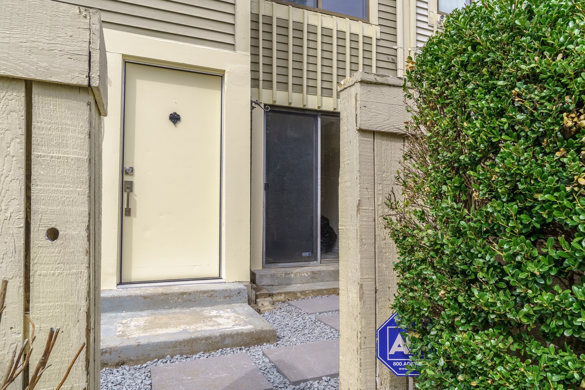 Building Photo - 9416 Penshurst Ct