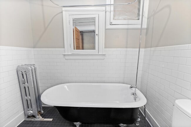 Building Photo - 4158 Avery St