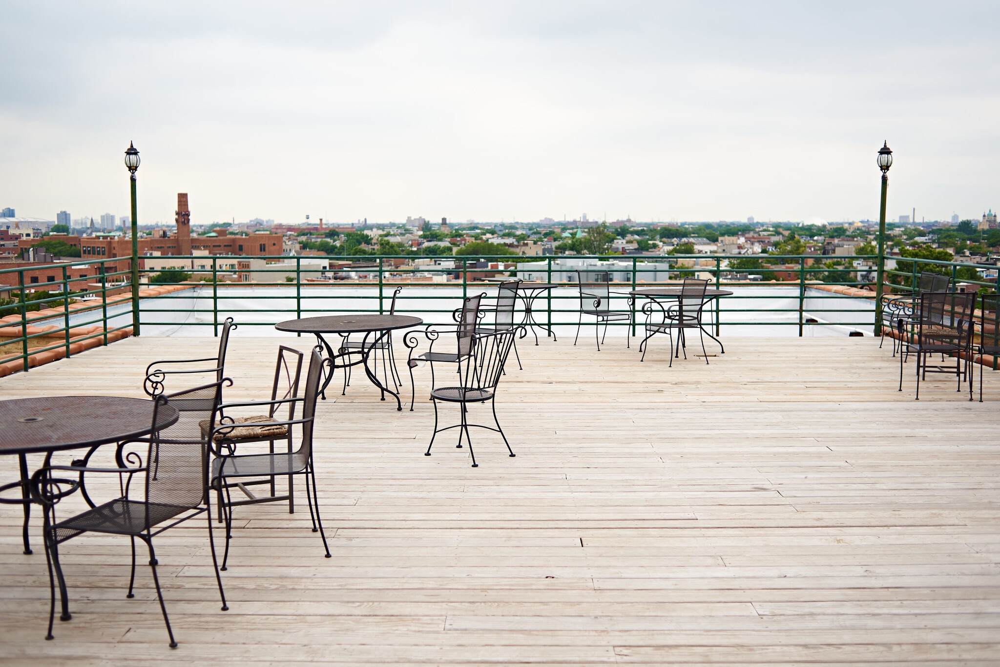 Building Photo - 1178 N Milwaukee Ave