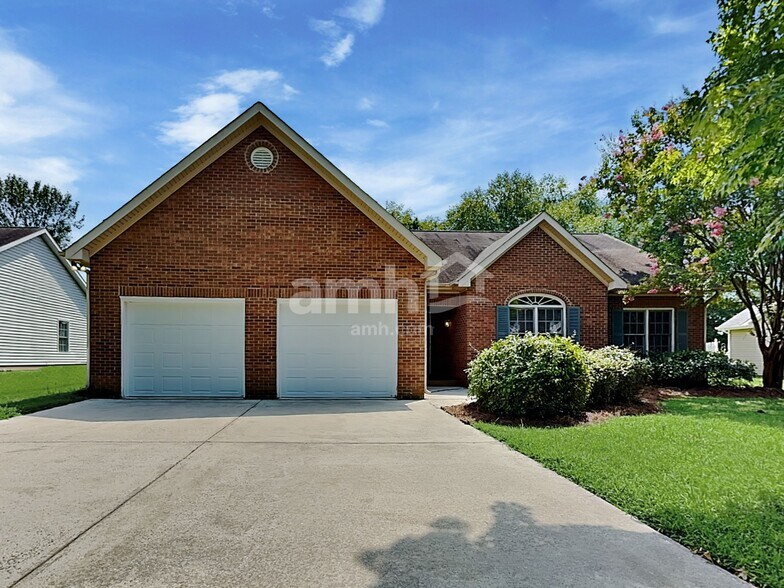 Primary Photo - 2812 Bridgeport Dr