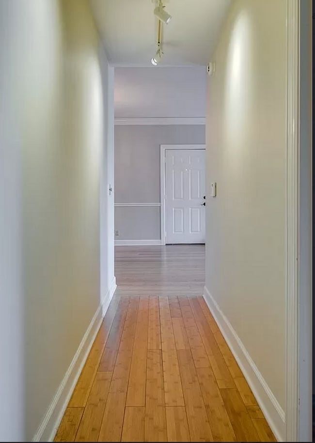 Building Photo - Sylvan Park Dream Home -LEASING NOW!