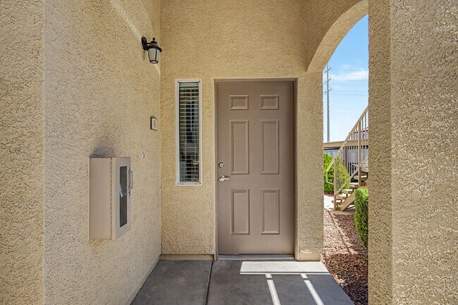 Building Photo - 3541 Desert Cliff St