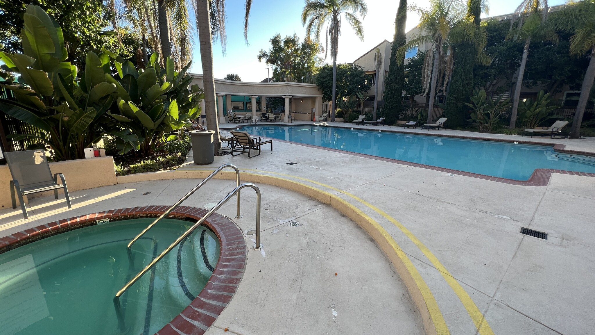 Building Photo - 3927 Nobel Dr