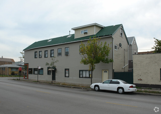 Building Photo - 4300 S Wood St