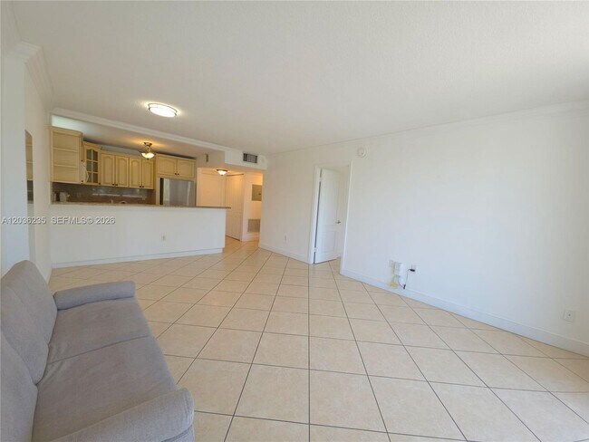 Building Photo - 401 Ocean Dr