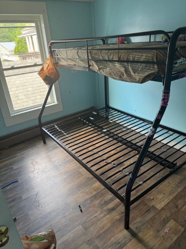 Building Photo - 33 Central Square