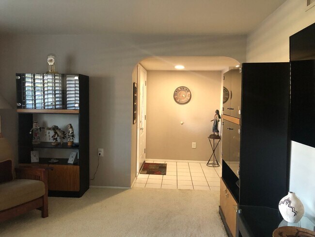 Building Photo - Amazing Golf Course Views in Leisure World a 45+ Active Adult Resort Community.  Available June t...