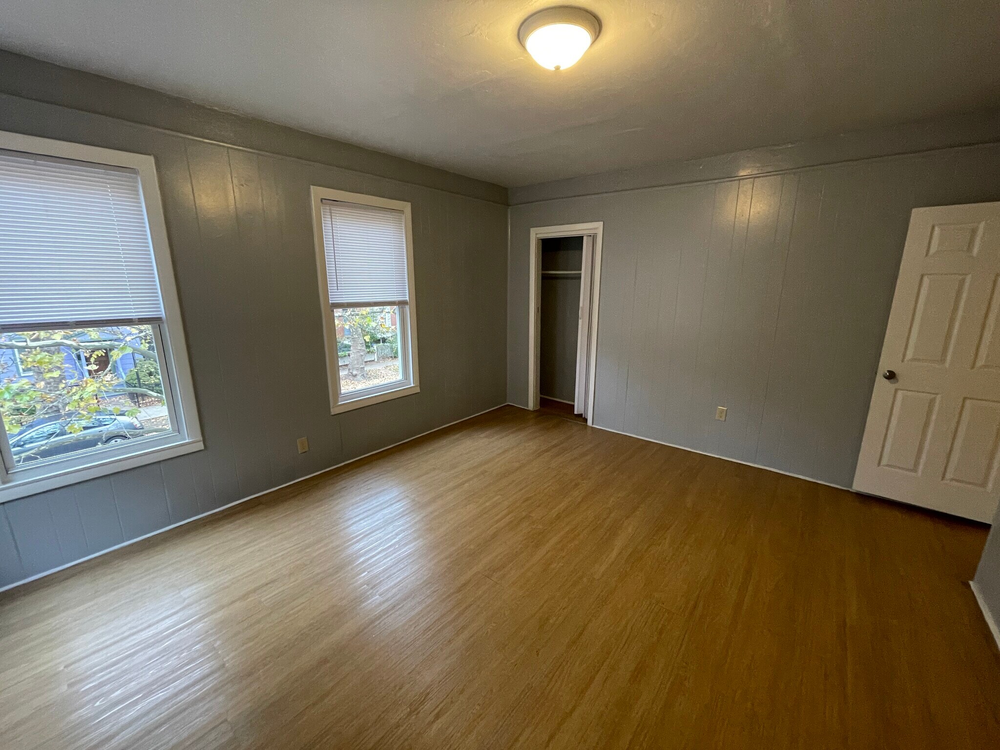 Building Photo - 50 Lawrence St