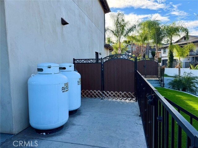 Building Photo - 22380 Pin Tail Dr