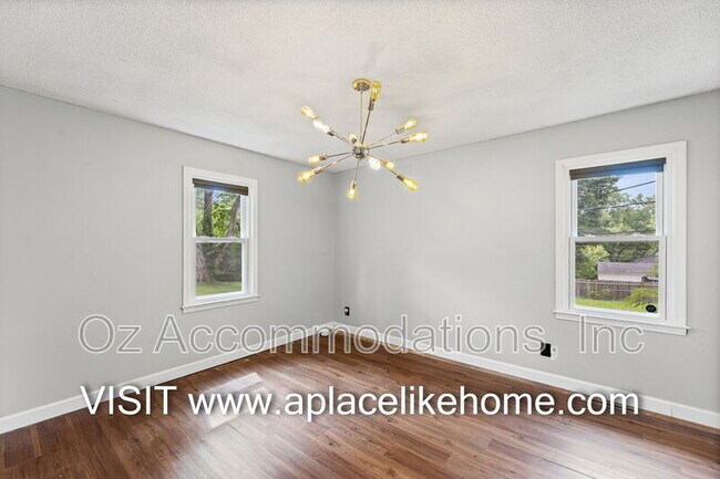 Building Photo - 8201 E 110th St
