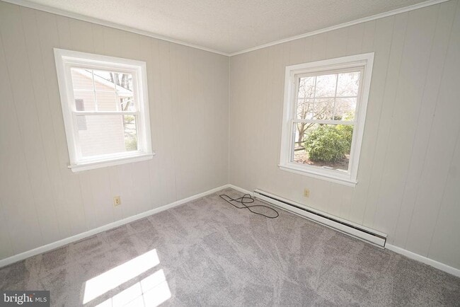 Building Photo - 115 Ridgefield Ln