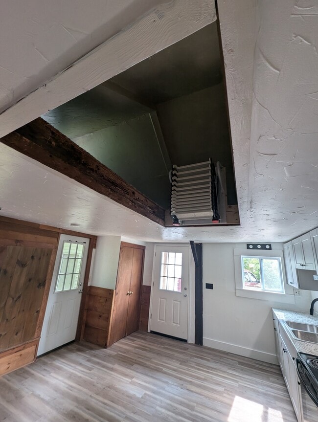 Building Photo - 23 Francestown Rd