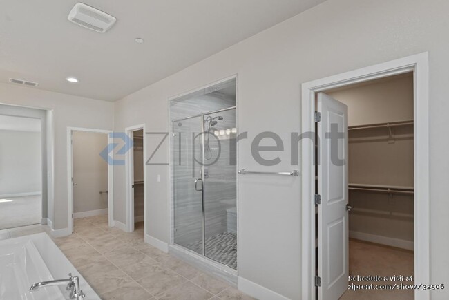 Building Photo - 1234 Wilshire Ave