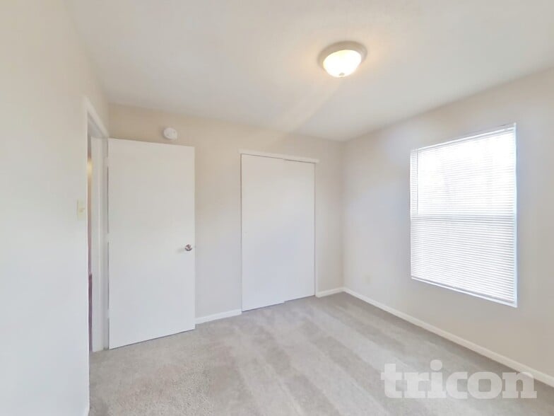 Building Photo - 7665 Mansfield Way