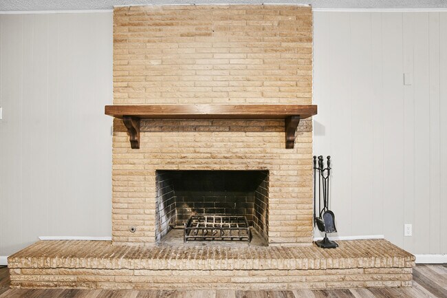 Building Photo - 4309 42nd St