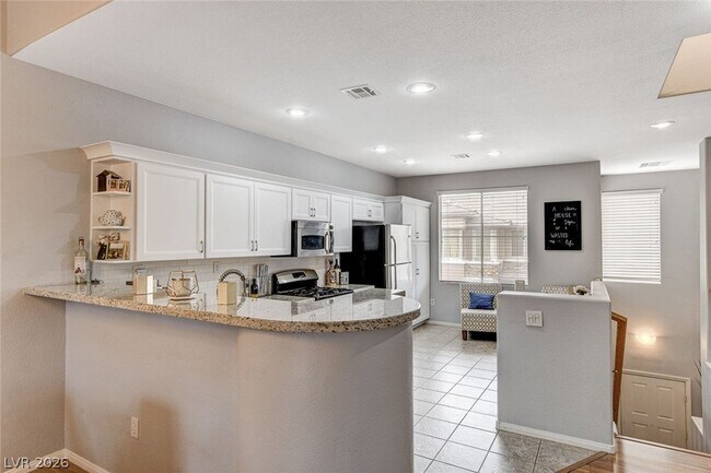 Building Photo - 656 Peachy Canyon Cir