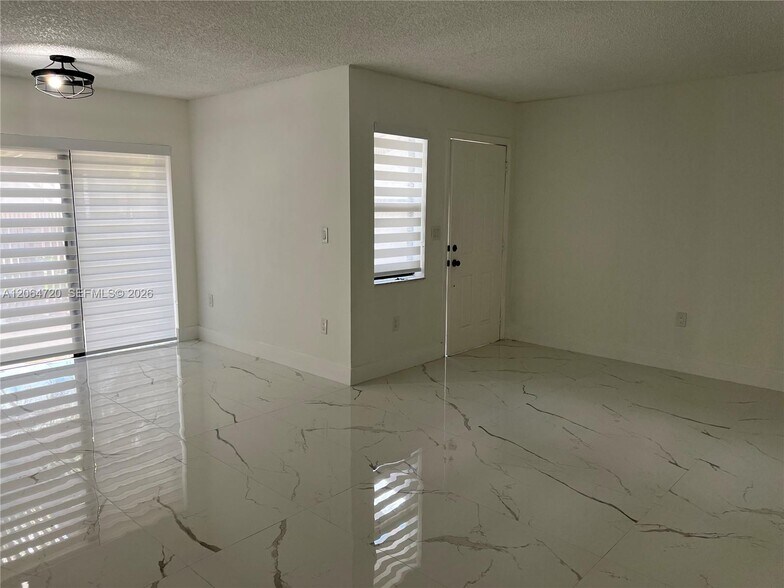 Building Photo - 9990 NW 9th Street Cir