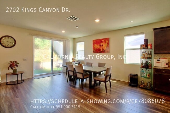 Building Photo - 2702 Kings Cyn Dr