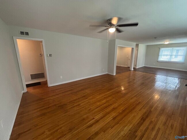 Building Photo - 312 Orange Cir