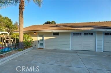 Building Photo - 214 Sierra Madre Blvd