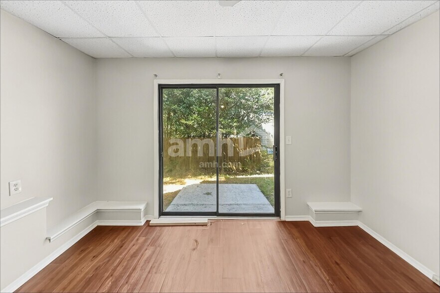 Building Photo - 2262 Byron Ct SW