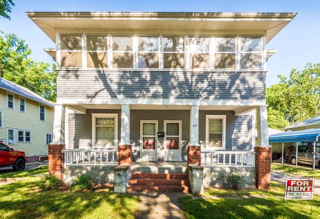 Primary Photo - 353 N 15th St