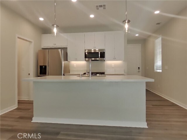 Building Photo - 31623 Willowood Way